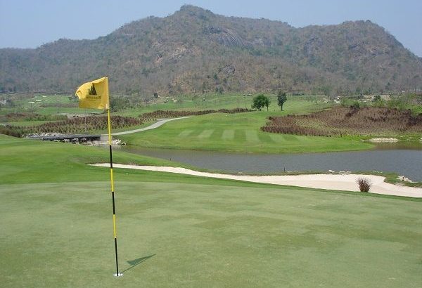 ブラックマウンテンgc タイでゴルフ Com