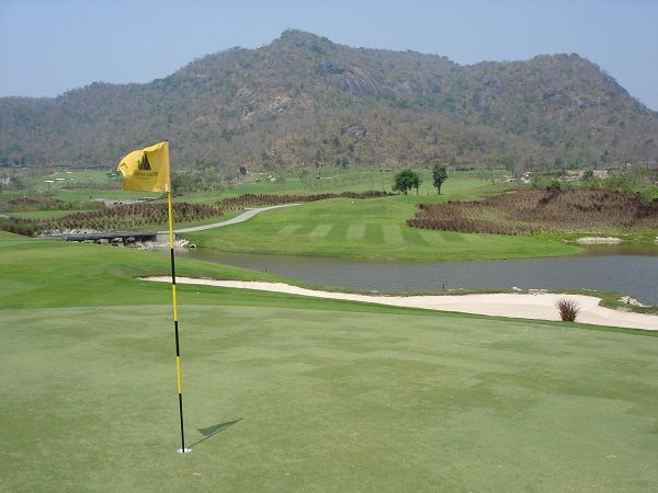 ブラックマウンテンGC - タイでゴルフ.COM